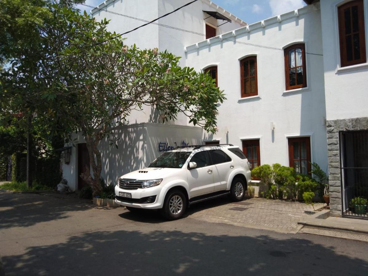 Ellen\u2019s Place