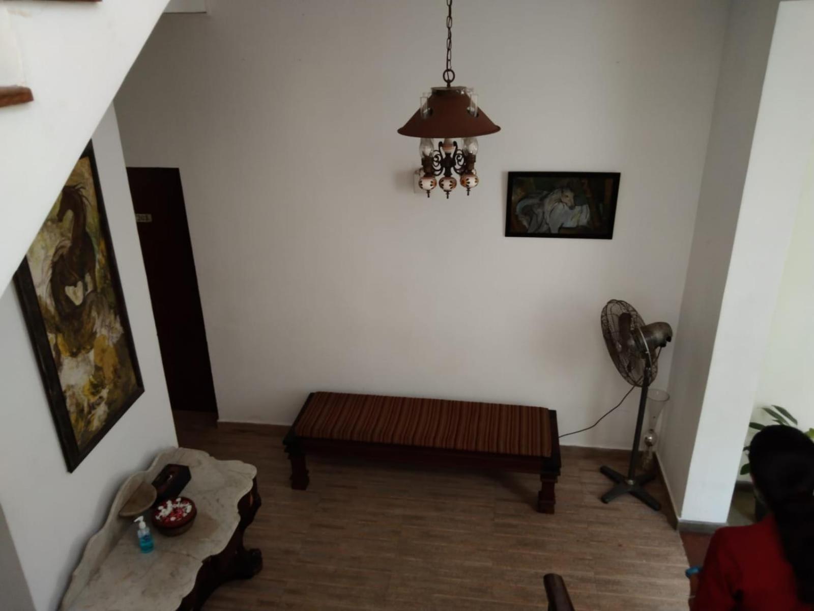 Hotel Ellen\u2019s Place Colombo