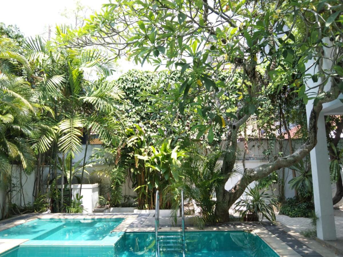 Ellen\u2019s Place Colombo