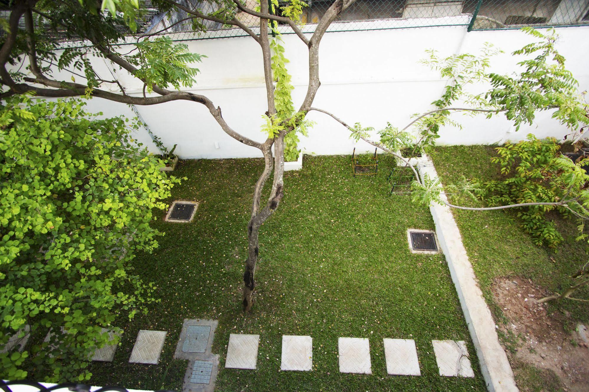 Hotel Ellen\u2019s Place Colombo
