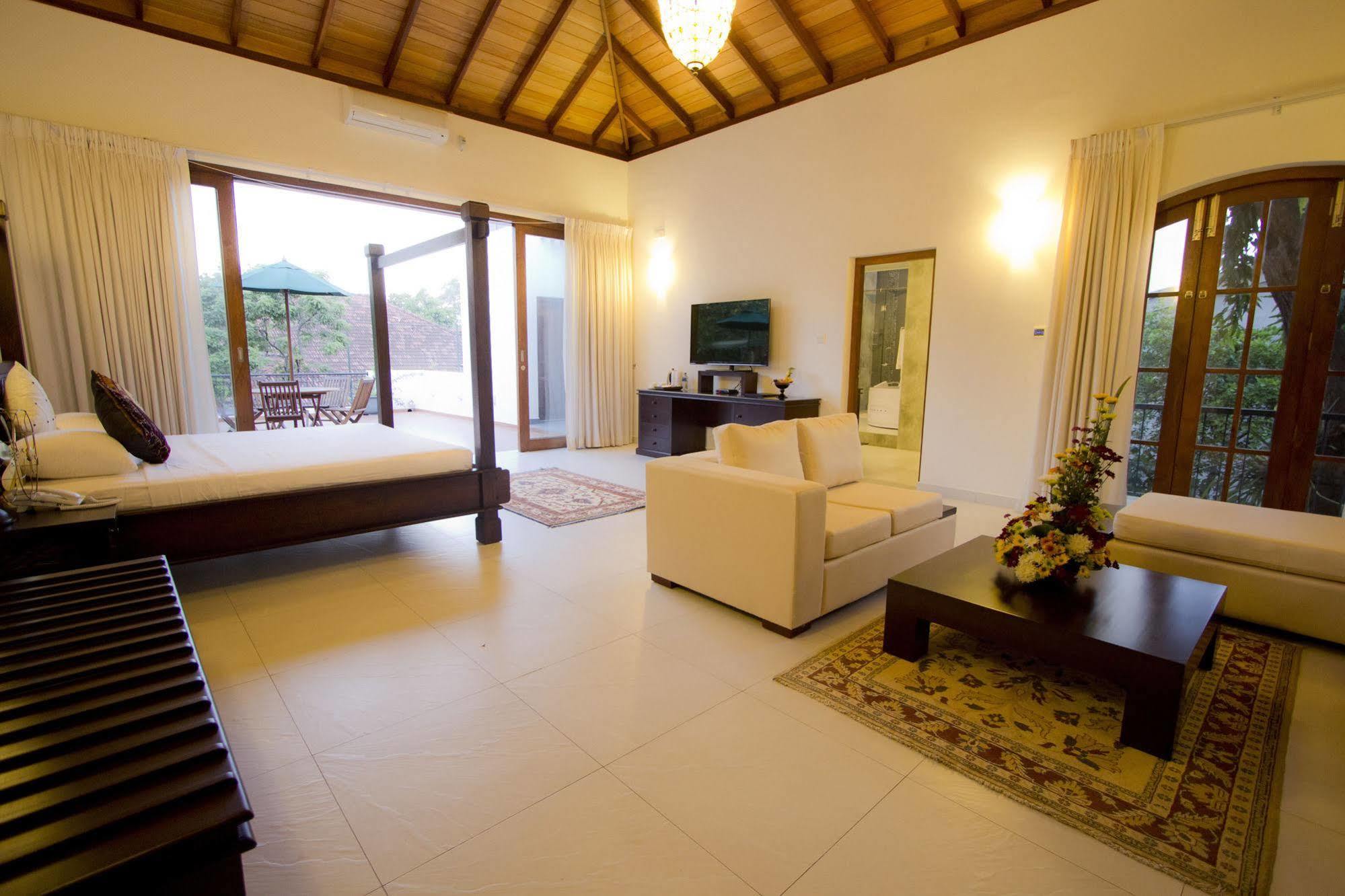 Hotel Ellen\u2019s Place Colombo