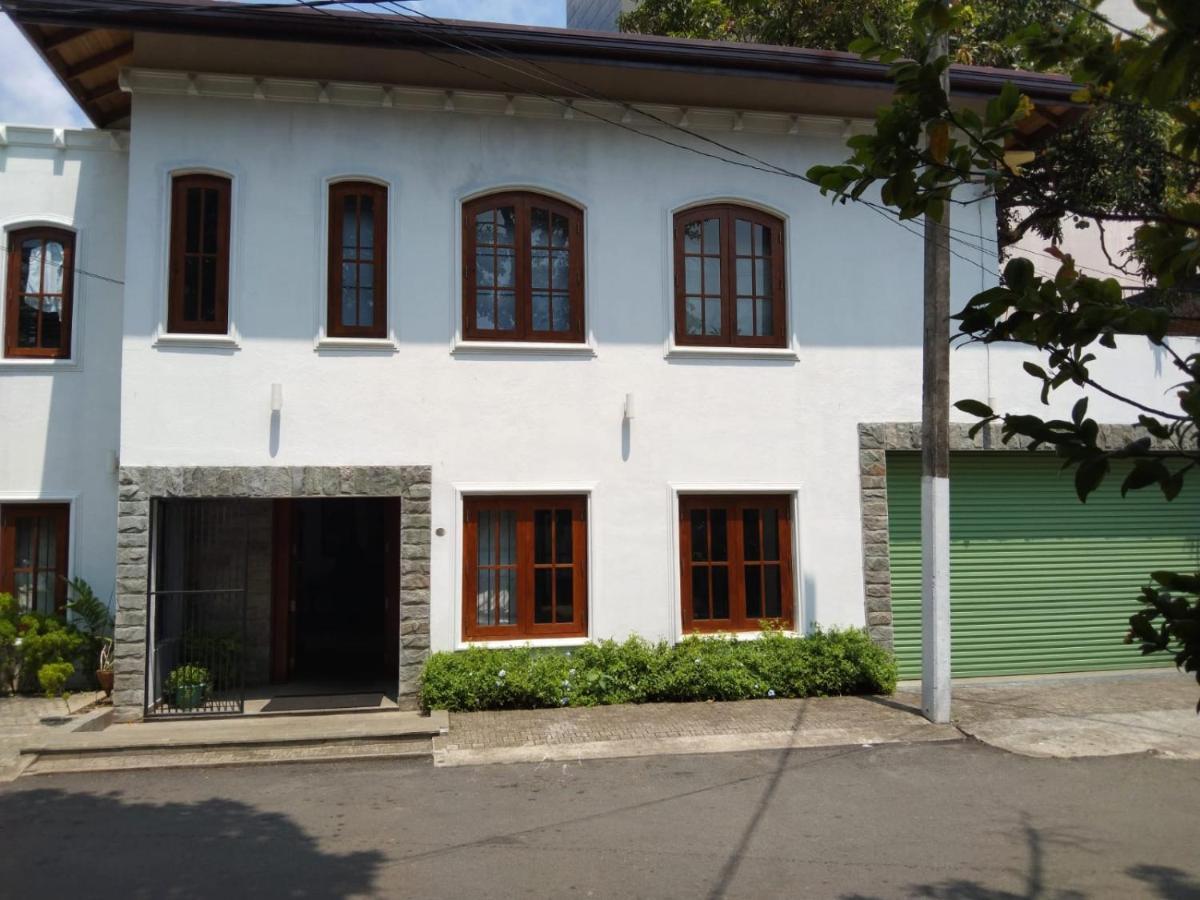 Hotel Ellen's Place