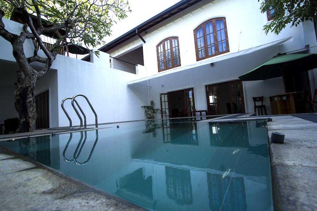 Hotel Ellen's Place 3*