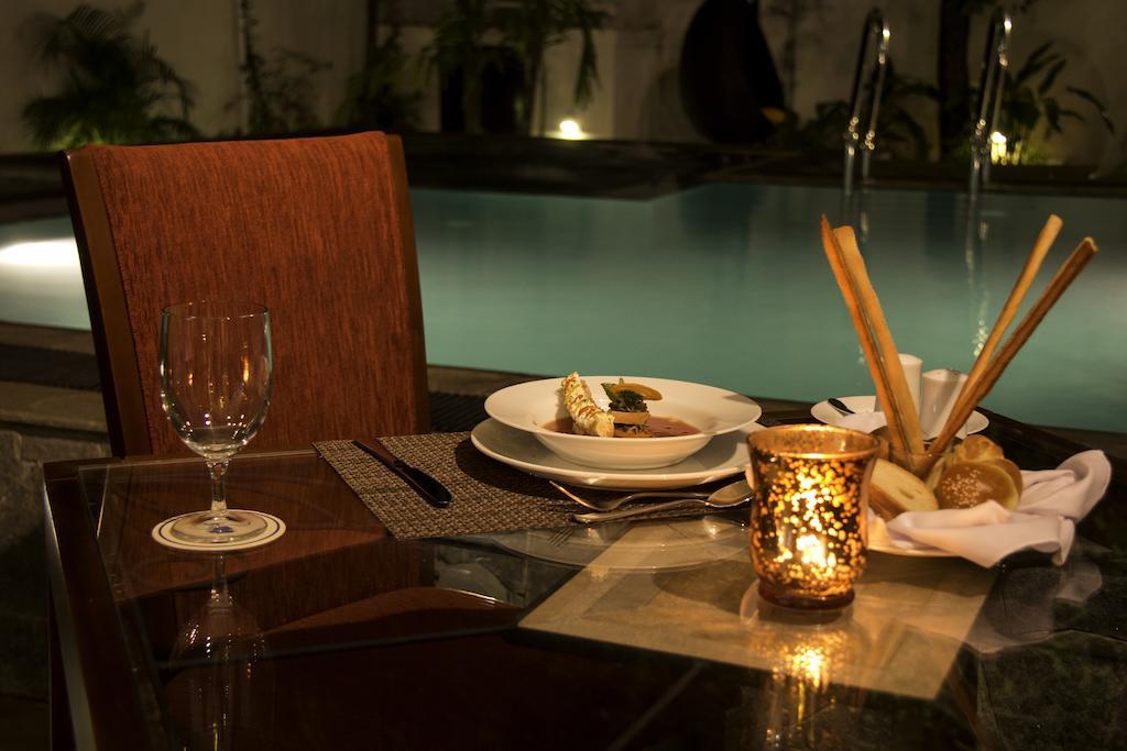 Ellen's Place 3*